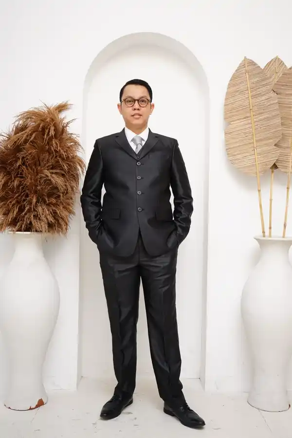 Muhammad Chaerul Ichsan, S.E. S.H.